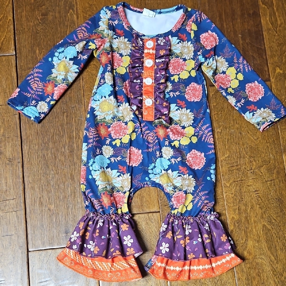 🎁🎁3/$20🎁🎁Floral Baby Romper with Ruffle Details